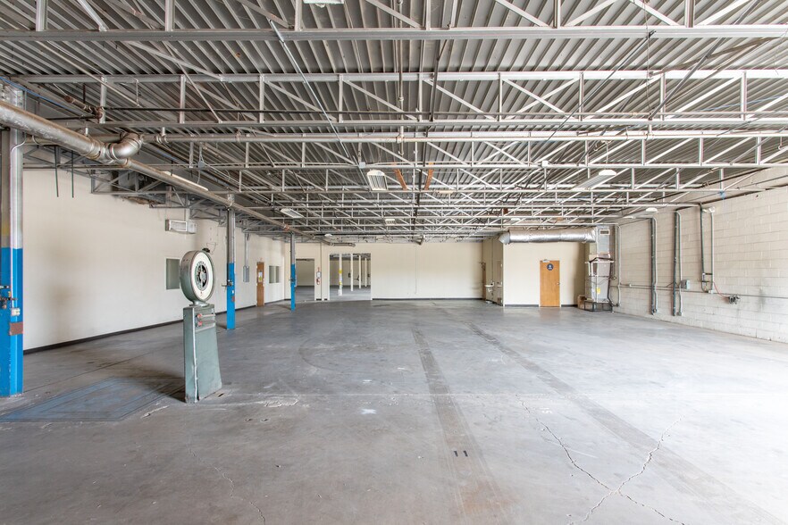 More Photos Of 2200 5th St, Wichita Falls Warehouse For Lease