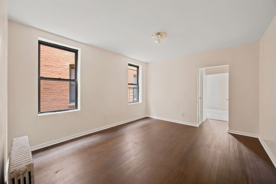 More Photos Of 258 Woodworth Ave, Yonkers Apartments For Sale