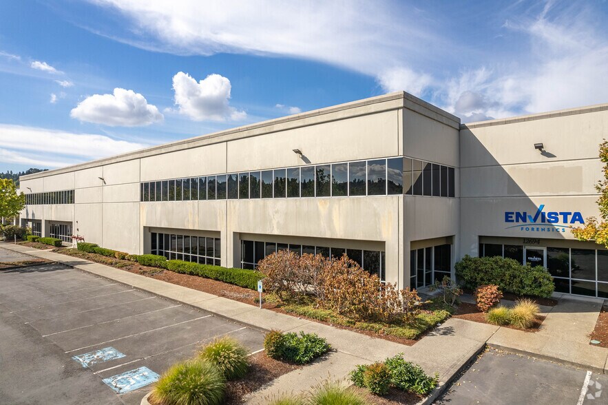 Primary Photo Of 12674-12698 Gateway Dr S, Tukwila Research And Development For Lease