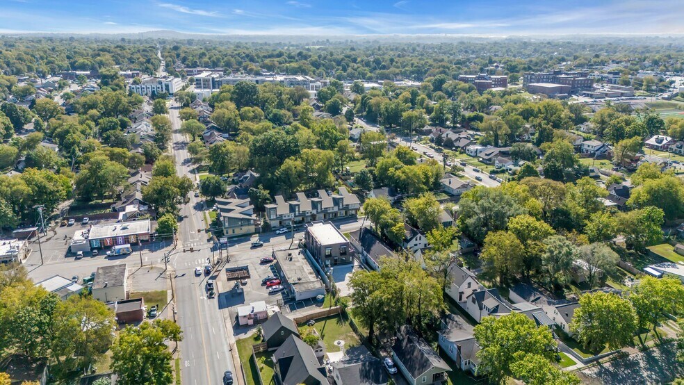 More Photos Of 722 McFerrin Ave, Nashville Restaurant For Lease