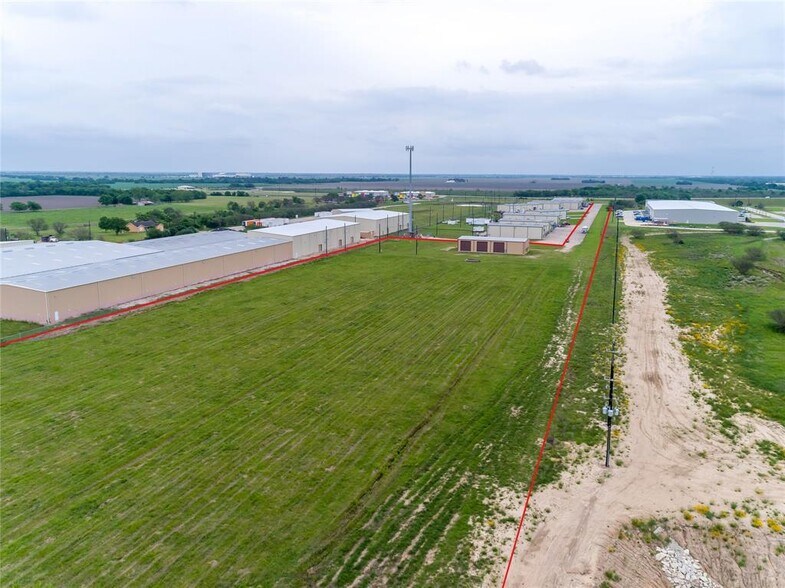 More Photos Of 2245 Randon Dyer, Rosenberg Warehouse For Sale