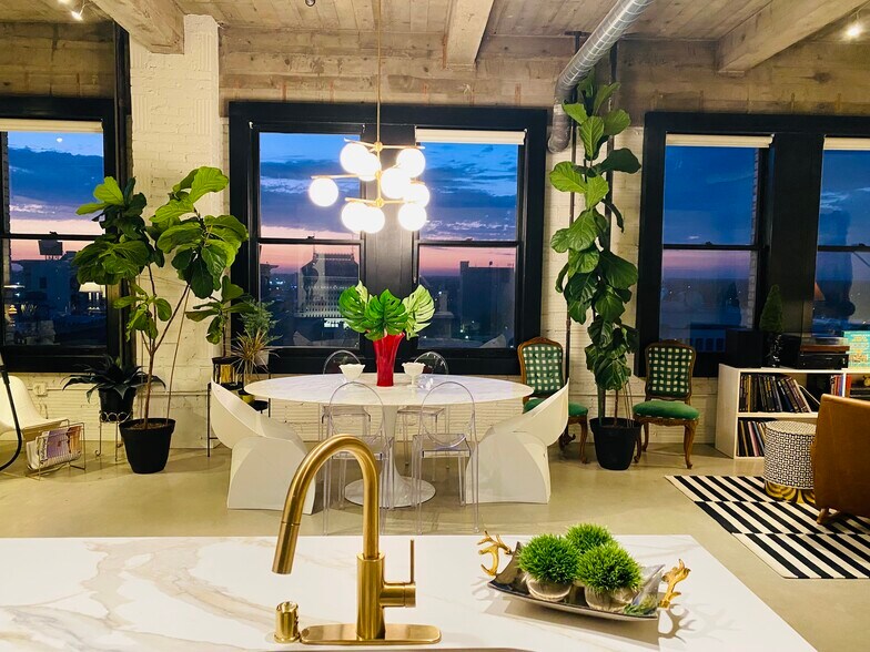 More Photos Of 1060 Fulton St, Fresno Office For Sale