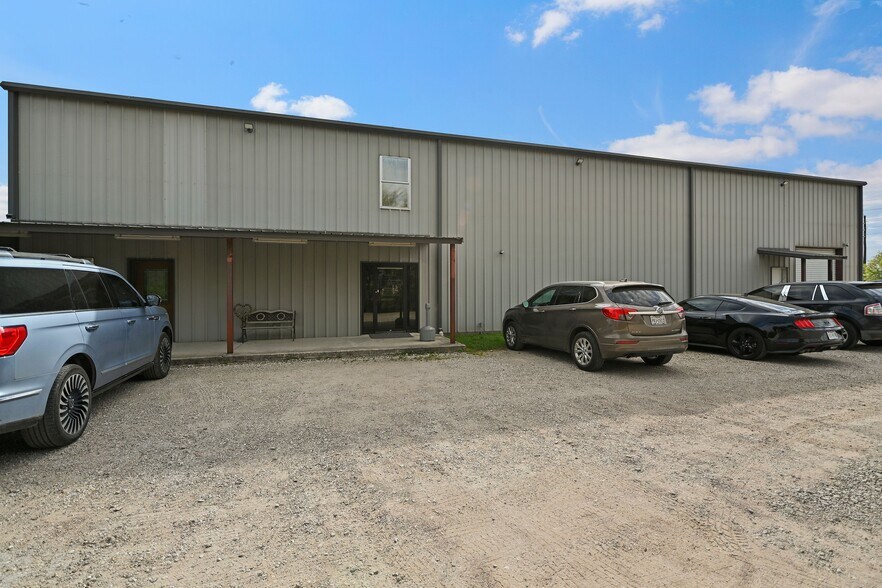 More Photos Of 20204 Schiel Rd, Cypress Warehouse For Sale