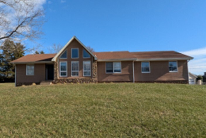 More Photos Of 4087 Lowry Rd, Lowry Specialty For Sale