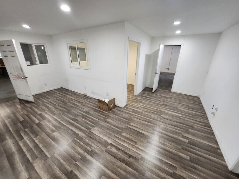 More Photos Of 14404 Gramercy Pl, Gardena Warehouse For Lease