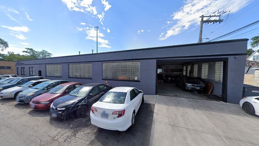 More Photos Of 3464 N Knox Ave, Chicago Service For Sale