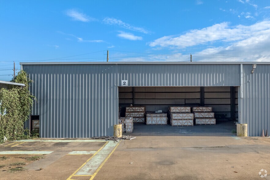 More Photos Of 8204 Fairbanks N Houston Rd, Houston Manufacturing For Lease
