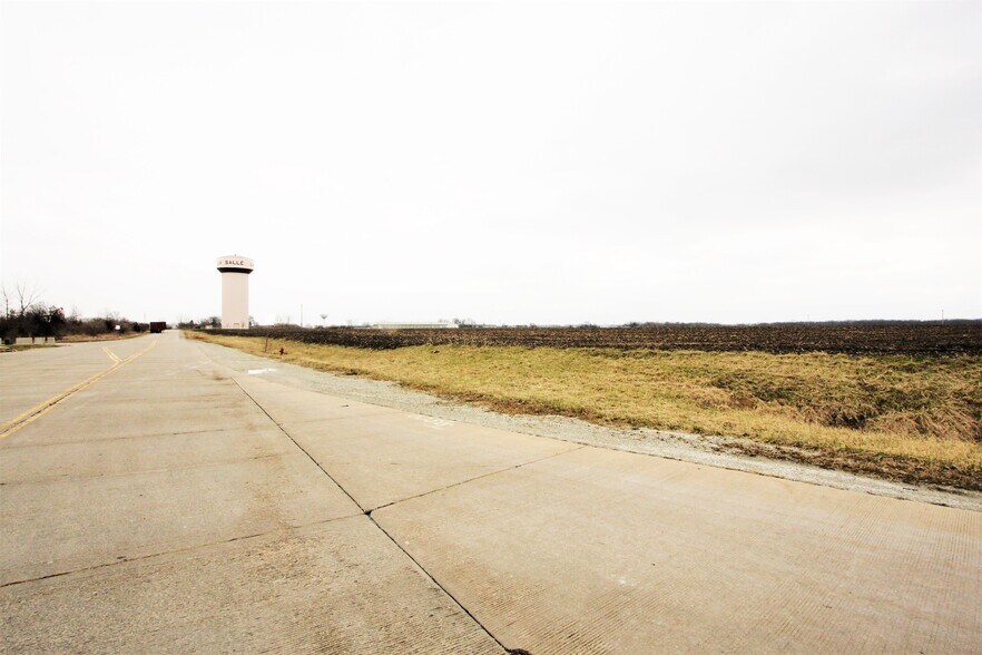 More Photos Of 760 Progress Pky, LaSalle Land For Sale