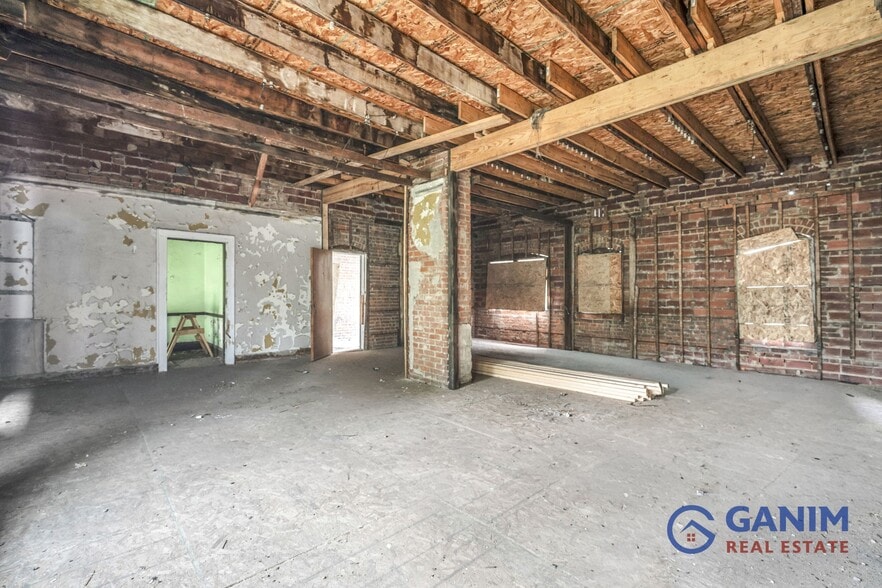 More Photos Of 13515 Saint Clair Ave, Cleveland Apartments For Sale