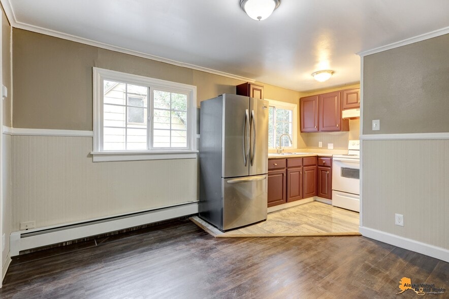 More Photos Of 1335 Hyder St, Anchorage Apartments For Sale