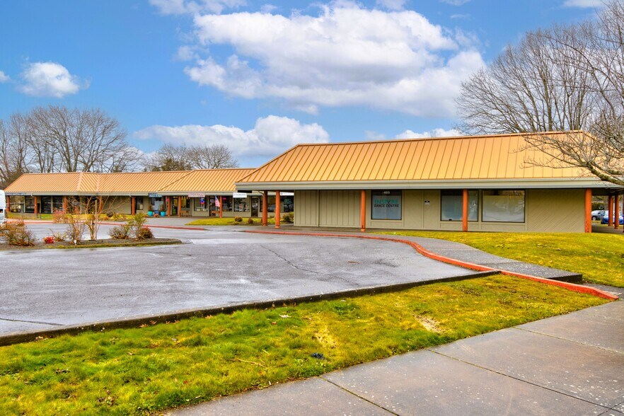 More Photos Of 421-491 NE Burnside Rd, Gresham Freestanding For Sale