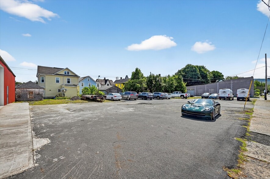 More Photos Of 98 Front St, Port Jervis Warehouse For Sale