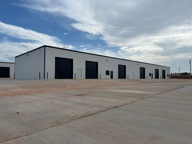 Primary Photo Of 5120 NW 178th St, Edmond Warehouse For Lease