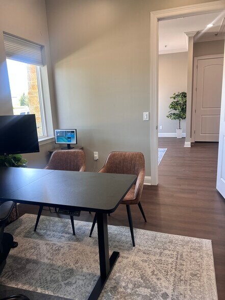 More Photos Of 4645 Wyndham Ln, Frisco Office For Lease