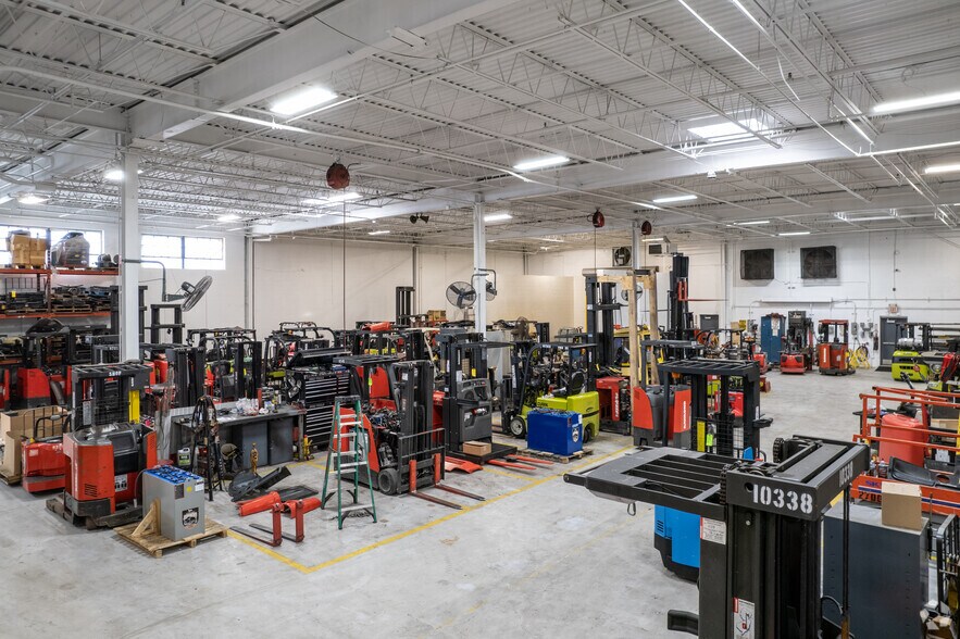 More Photos Of 1000 Brighton St, Union Township Manufacturing For Lease