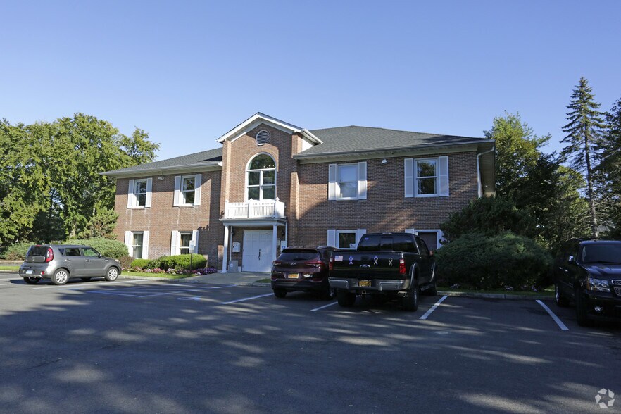 More Photos Of 181 Smithtown Blvd, Nesconset Office For Lease