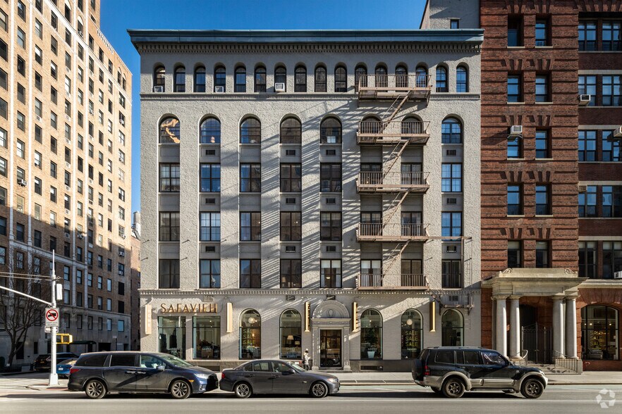 More Photos Of 97 7th Ave, New York Apartments For Lease