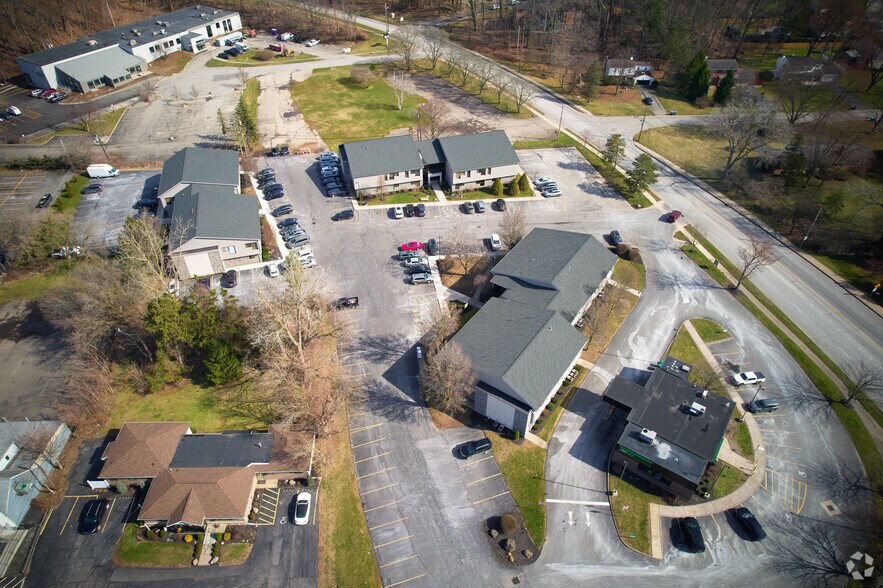 More Photos Of 625 Panorama Trl, Penfield Unknown For Lease