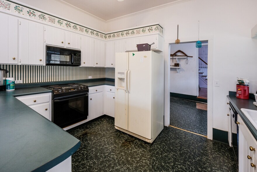 More Photos Of 163 Old Buncombe Rd, Union Specialty For Sale