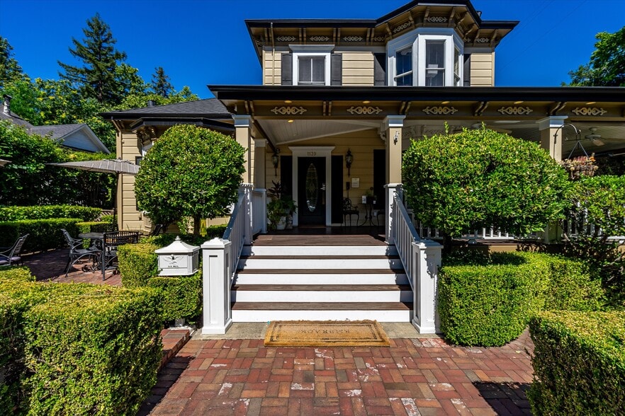 More Photos Of 1139 Lincoln Ave, Calistoga Hospitality For Sale