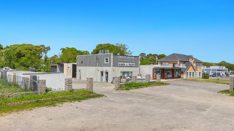 More Photos Of 1189 Montauk Hwy, Mastic Warehouse For Sale