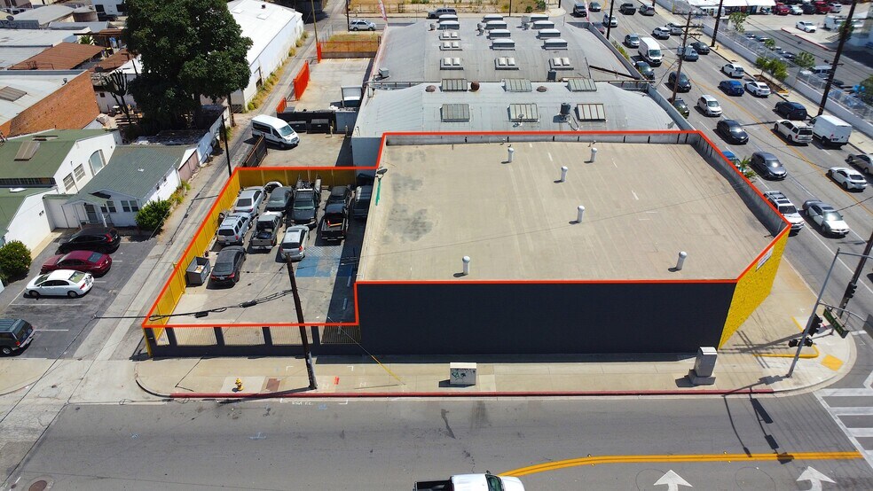 Primary Photo Of 5500 S Santa Fe Ave, Vernon Warehouse For Sale