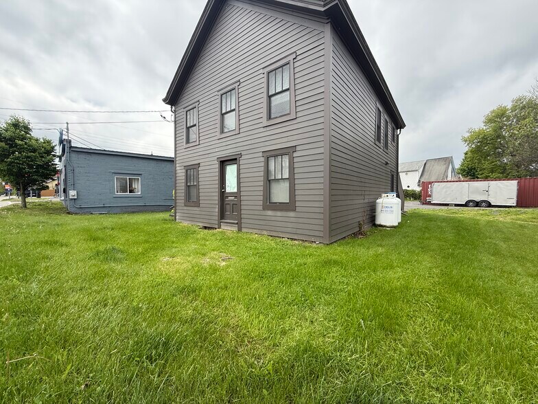 More Photos Of 156 Broadway, Port Ewen Freestanding For Sale