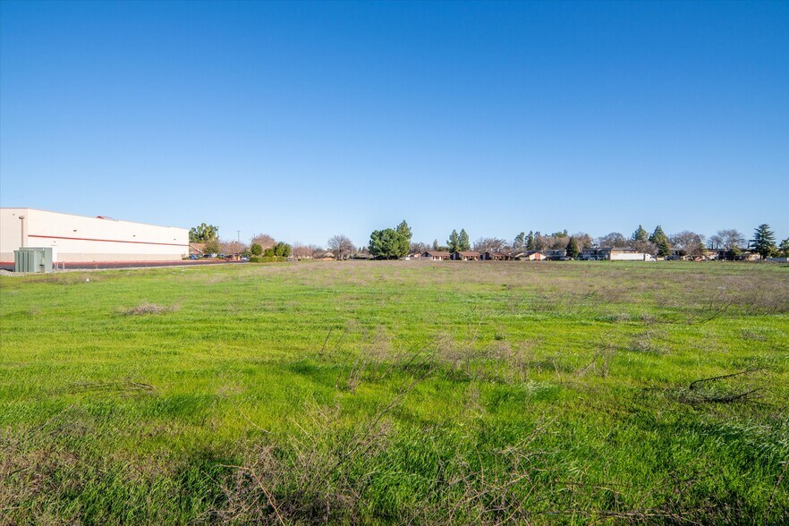 More Photos Of 707 Humboldt Ave, Willows Land For Sale