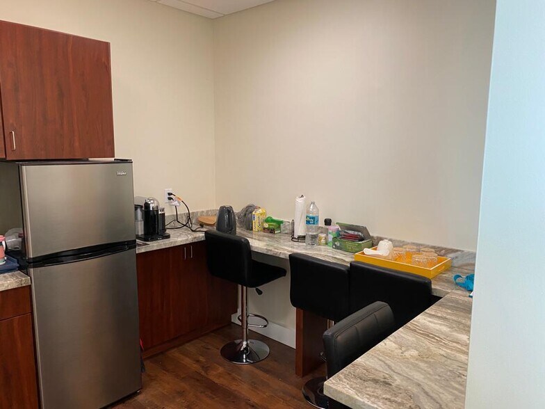 More Photos Of 8950 SW 74th Ct, Miami Office For Lease