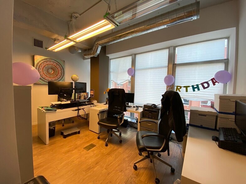 More Photos Of 14 NE 1st Ave, Miami Office For Sale