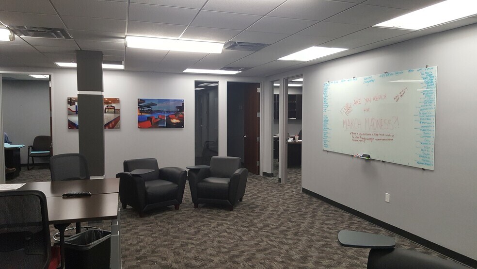 More Photos Of 21436 N 20th Ave, Phoenix Light Distribution For Lease