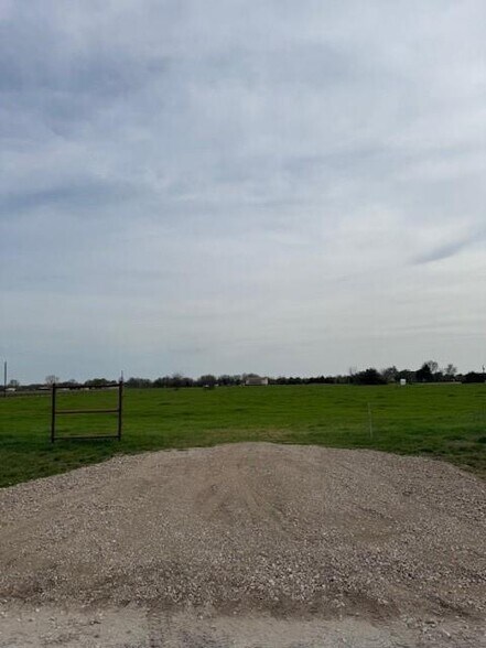 More Photos Of 1175 County Road 231, Valley View Land For Sale