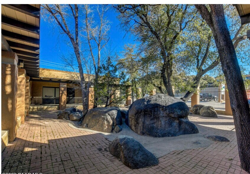 More Photos Of 1555 W Iron Springs Rd, Prescott Office For Lease