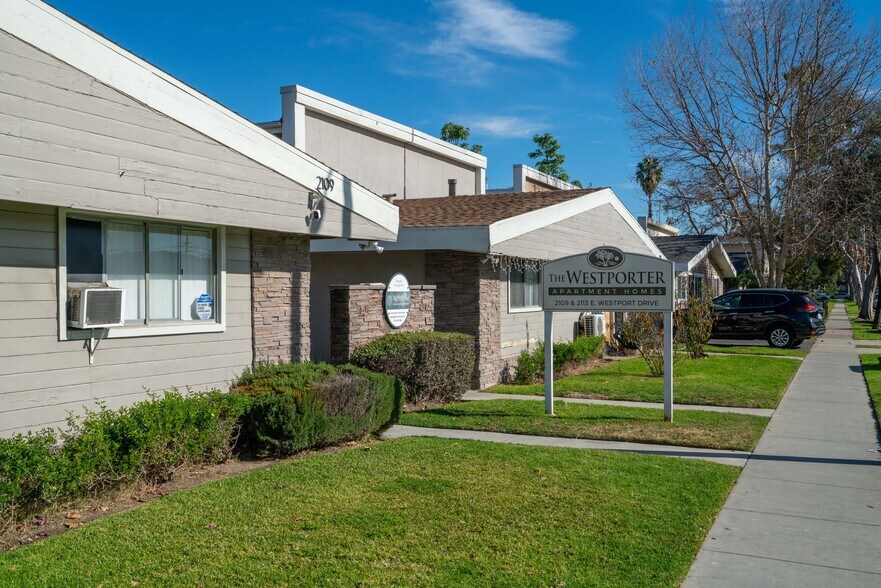 More Photos Of 2109 E Westport Dr, Anaheim Apartments For Sale