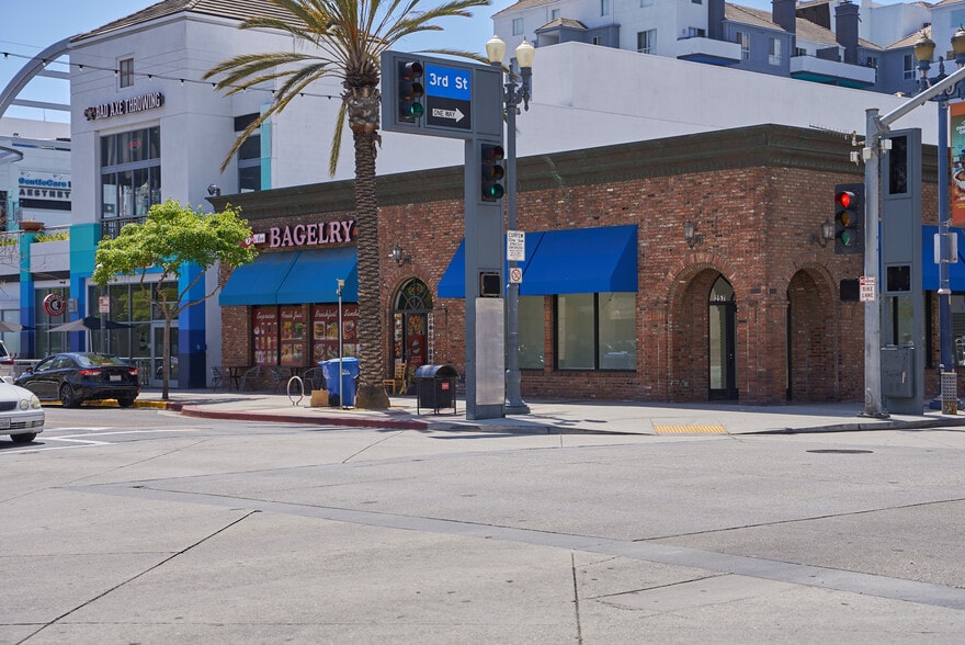 More Photos Of 108 W 3rd St, Long Beach Restaurant For Lease