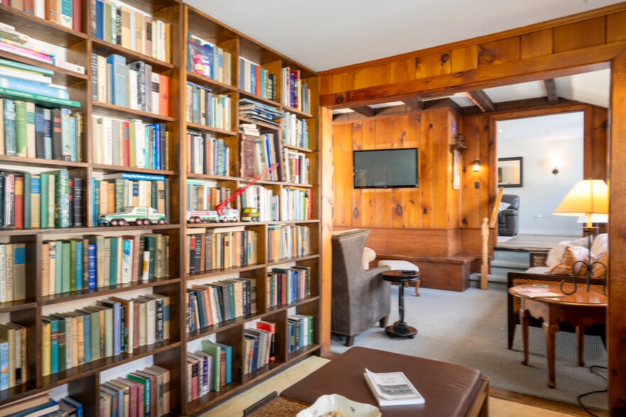 More Photos Of 2759 Vt Rt 11, Peru Hotel For Sale