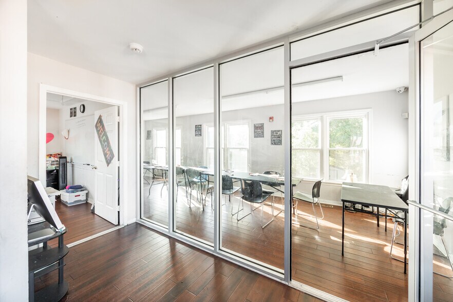 More Photos Of 5717 Midlothian Tpke, Richmond Office For Sale