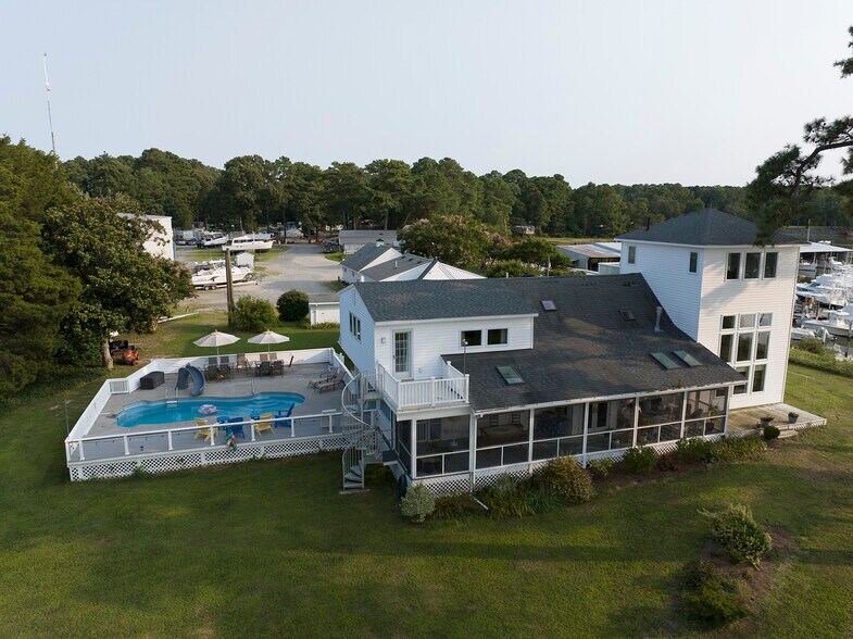 More Photos Of 989 Smith Point Rd, Reedville Marina For Sale