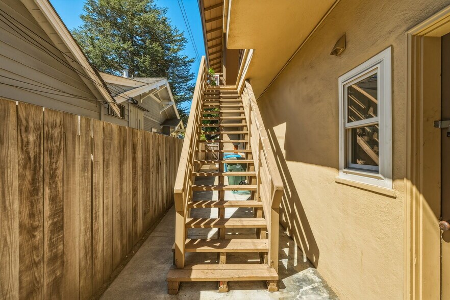 More Photos Of 1051-1055 Whipple Ave, Redwood City Apartments For Sale