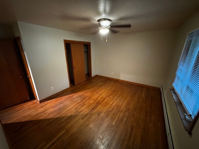 More Photos Of 2920 Douglas Ave, Des Moines Apartments For Sale