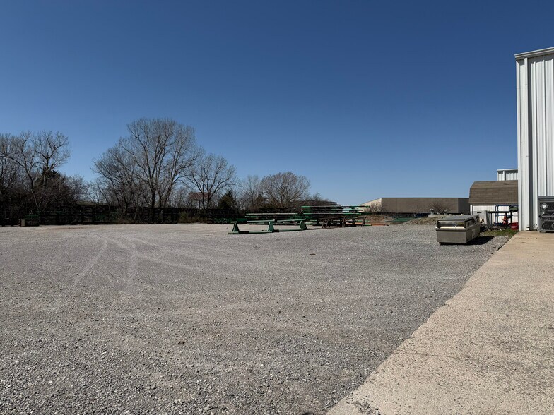 More Photos Of 4009 S Thomas Rd, Oklahoma City Warehouse For Sale