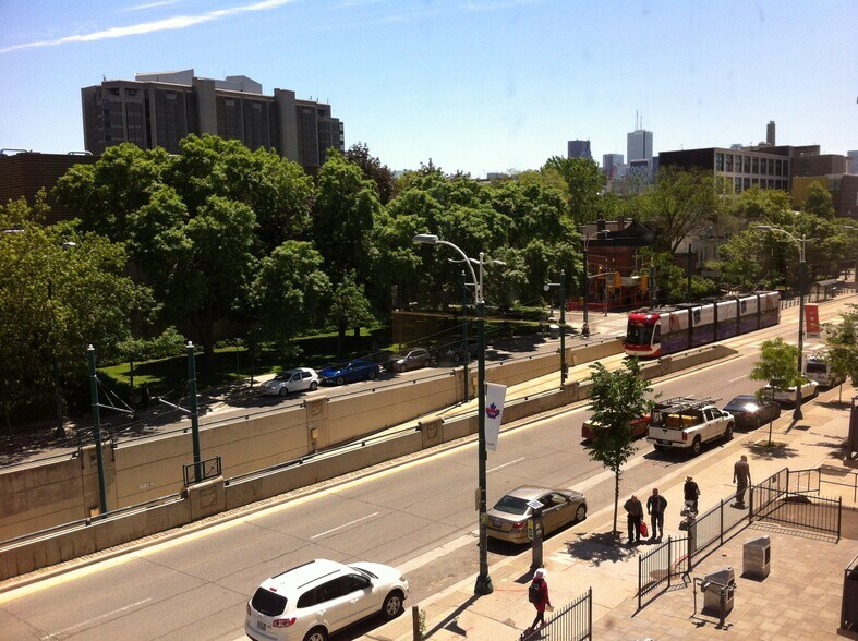 More Photos Of 720 Spadina Ave, Toronto Office For Lease