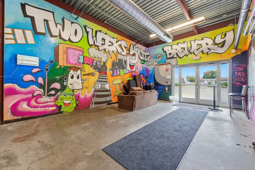 More Photos Of 89 Baldwin St, West Springfield Manufacturing For Sale