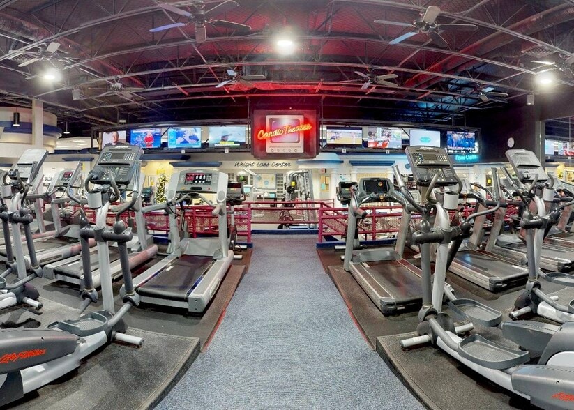 More Photos Of 671 Main St, Harleysville General Retail For Lease