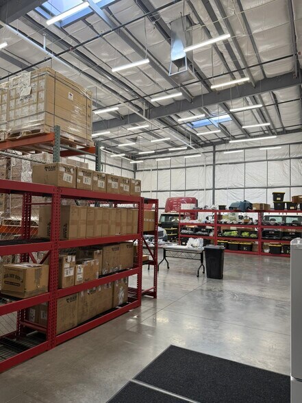 More Photos Of 5474 Stephanie St, Las Vegas Industrial For Sale