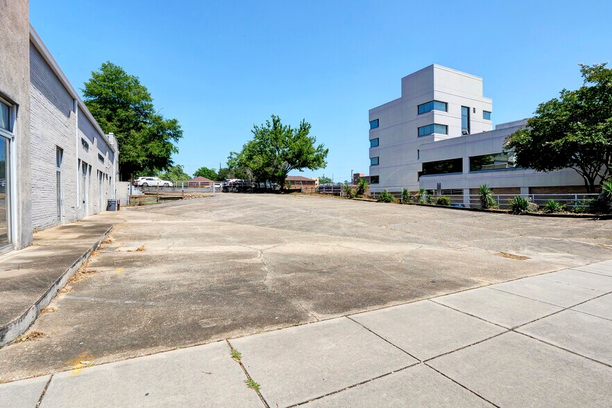 More Photos Of 218 N 3rd St, Wilmington Land For Sale