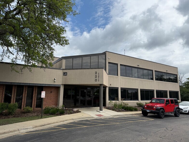 More Photos Of 220 W Campus Dr, Arlington Heights Research And Development For Lease