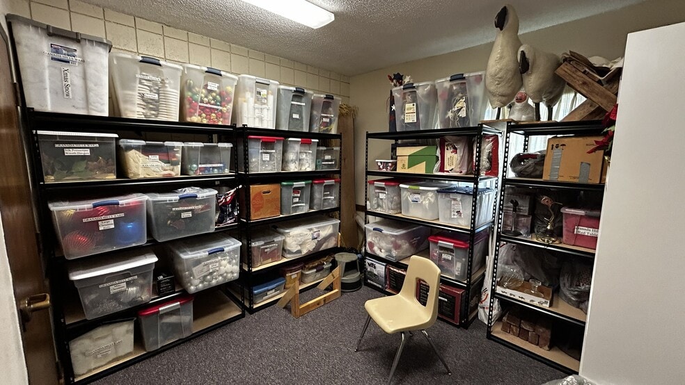 More Photos Of 11315 White Oak Ave, Granada Hills Specialty For Sale