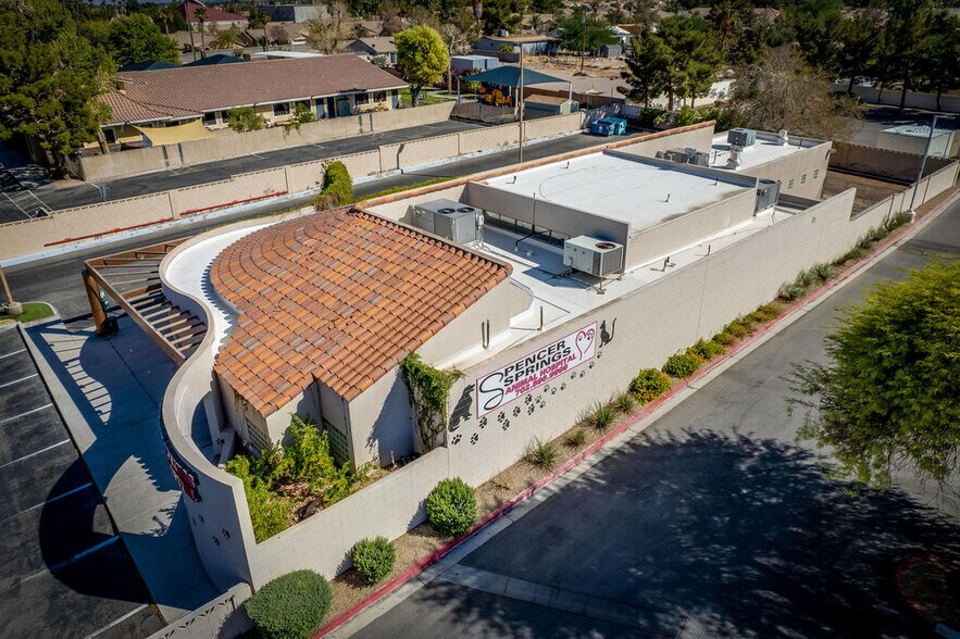More Photos Of 1855 E Warm Springs Rd, Las Vegas Veterinarian Kennel For Sale