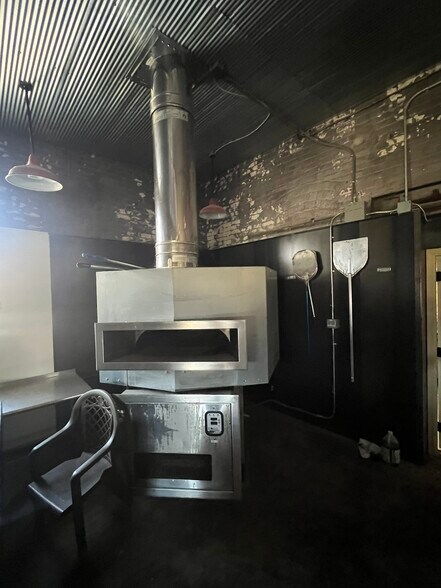 More Photos Of 519 N Elm St, Muncie Restaurant For Sale